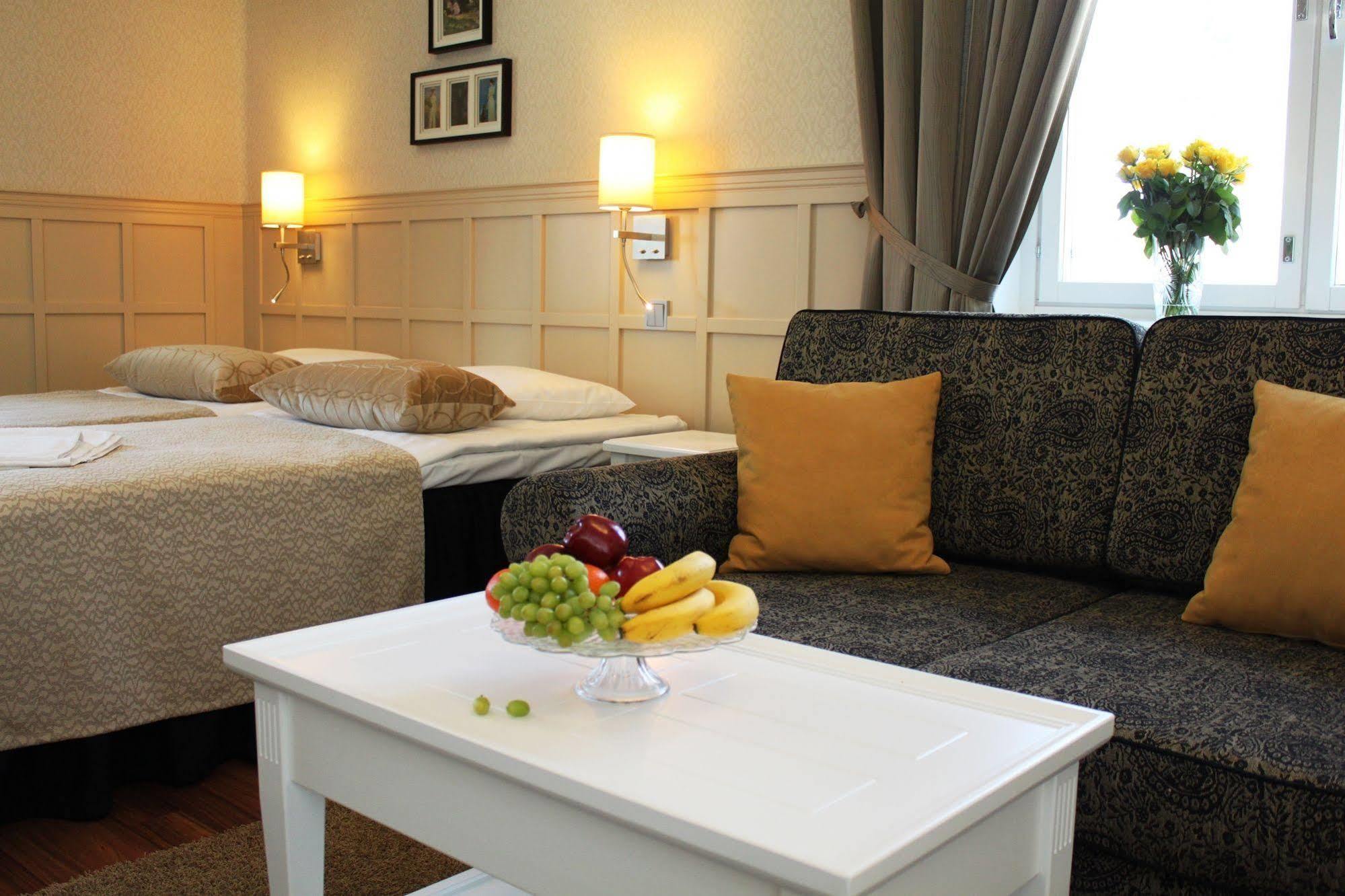 Hotel Kruunupuisto Punkaharju Buitenkant foto